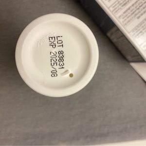 EltaMD, Moisturizing facial sunscreen, SPF 40